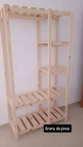 Móveis de pinos!