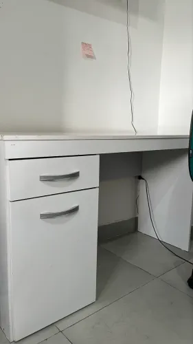 Desapego Escrivaninha Quarto ou Escritório 