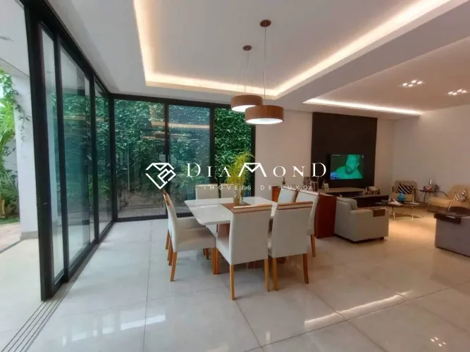 Casa Luxuosa na Zona Sul