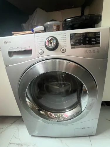 Maquiagem de Lavar LG (Lava e Seca)