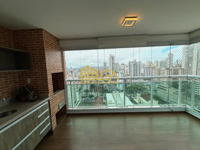 Apartamento à Venda no Gonzaga em Santos com 3 Dormitórios e Varanda Gourmet