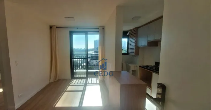 Apartamento com sacada e churrasqueira no sou ecoville.