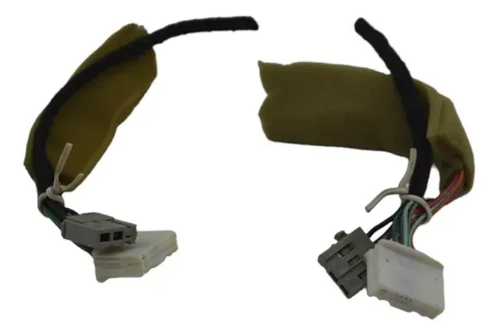 Par Plug Conector Chicote Radio Nissan Tiida 2012 Original