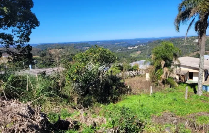 Terreno com 324m² no Loteamento Vale dos Pinhais