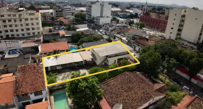 EXCELENTE OPORTUNIDADE EM BANGU - TERRENO 17 x 40 m (680 m²)