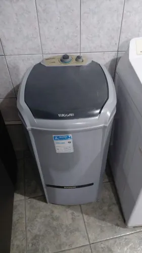 Tanquinho de lavar roupa 