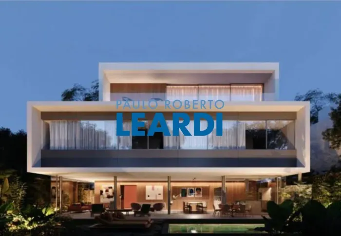 CASA EM CONDOMÍNIO - CIDADE JARDIM - SP