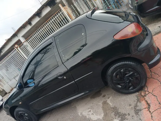 Peugeot 206 Selection/ Sensation 1.0 16V 3P 2006