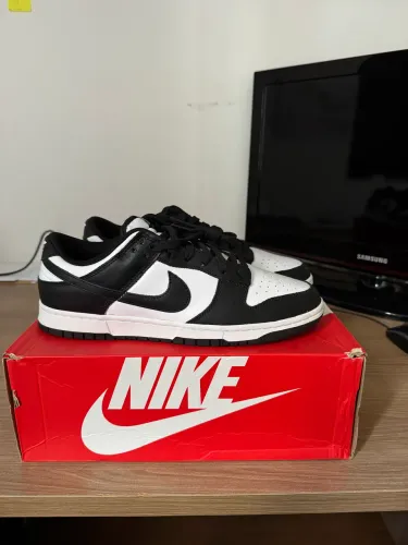 Nike Dunk preto e branco tamanho 43/44