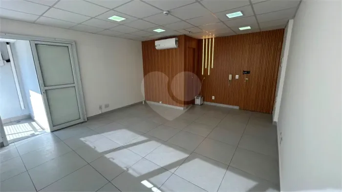 Sala à venda ou para alugar no condomínio Plaza Offices, São Paulo - SP