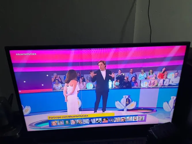 Smart tv Samsung retirada de peças