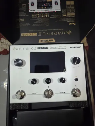 Pedaleira de Guitarra Ampero Stomp 2 Nova!