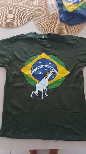 Camisa do Brasil cachorro caramelo