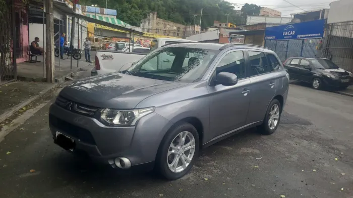 Mitsubishi Outlander 2.0 16V 160cv Aut. 2015
