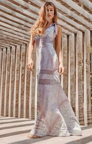 Vestido Acostamento