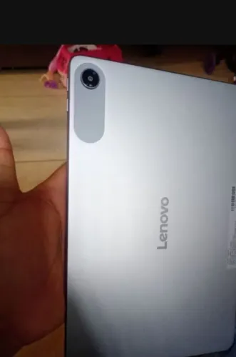 Tablet Lenovo tela 10.1 