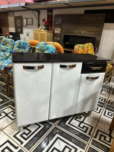 Balcão com tampo
