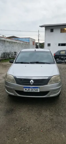 Renault Logan Authentique Hi-flex 1.0 16V 4P 2012