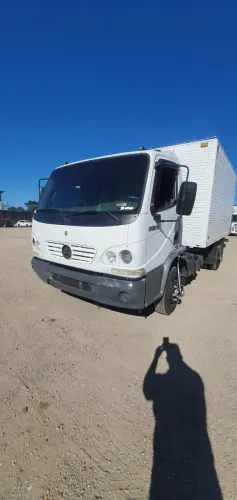 MB ACCELO 915C 2004, BAU REFRIGERADO, MOTOR NOVO!