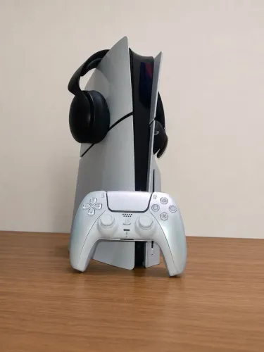 PS5 Slim com Leitor + 2 Jogos Lacrados | Playstation 5 Slim