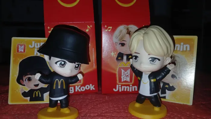 Bonecos TinyTAN Jimin e Jungkook - BTS