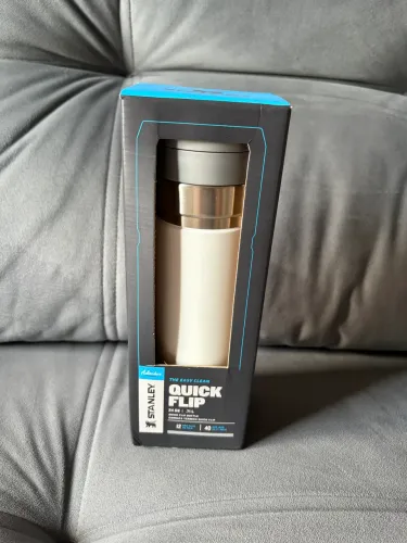 Garrafa Térmica Stanley Quick Flip Branca | 710ml