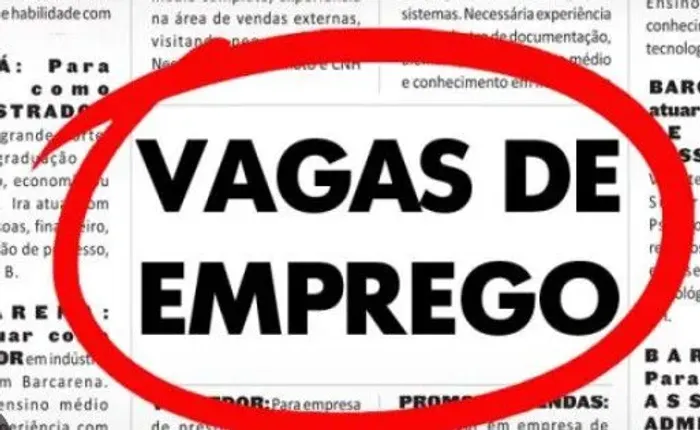 Contrata cozinheira com experiência em comida a Kilo,