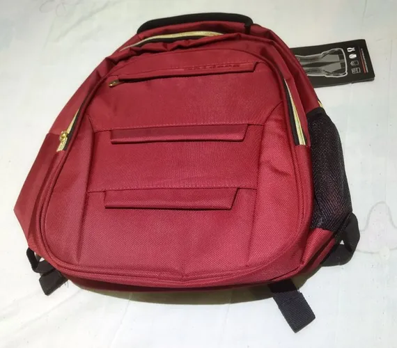 Mochila Vermelha Feminina Nova lindo com divisórias
