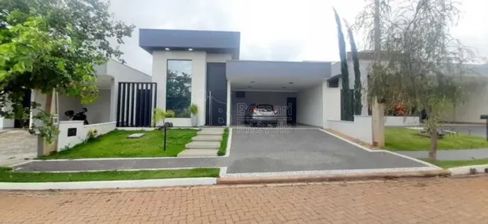 Venda de Casas / Condomínio na cidade de Araraquara
