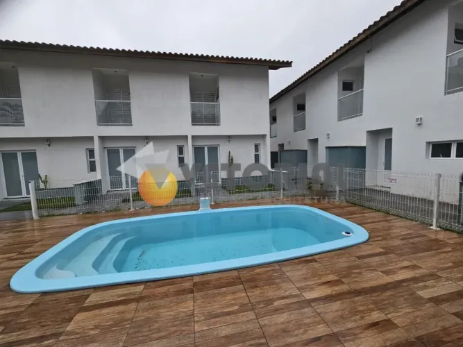 Sobrado com 2 dormitórios à venda, 80 m² por R$ 398.000,00 - Massaguaçu - Caraguatatuba/SP