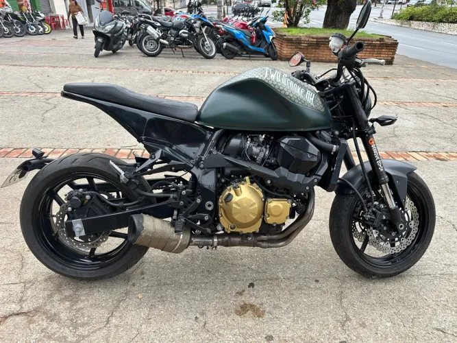 Z750 COSTUMIZADA 