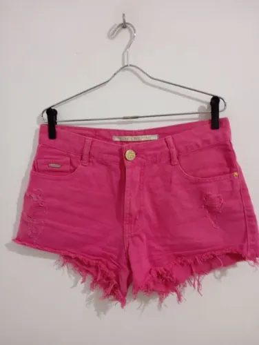 shortinho jeans da lança perfume 