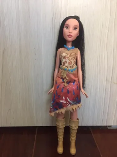 Boneca Pocahontas - Princesa da Barbie 