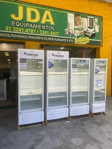 Refrigeradores verticais porta de vidro - ideal para bebidas em geral - marca fricon - 