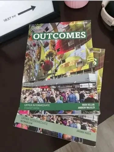 Livros Inglês Outcomes Upper Intermediate