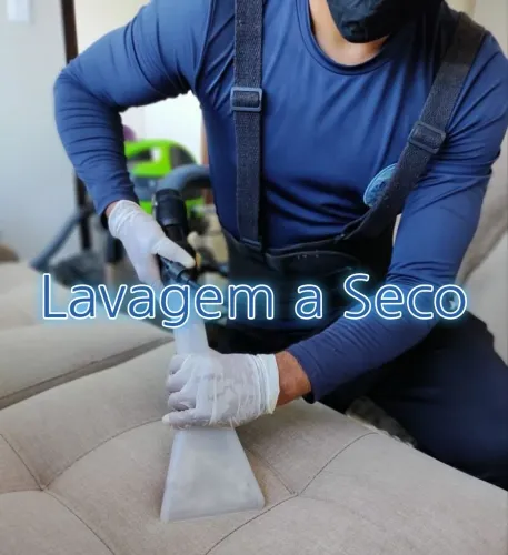 Limpeza profunda em sofá e colchão 