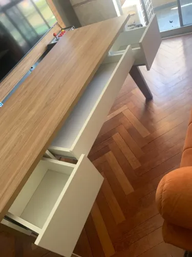 Mesa P/ Home Office Diretor C/ 3 Gavetas Industrial Cor Laminado Com Branco