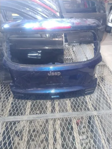 Tampa de mala do jeep Renegade t270