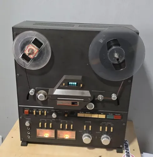 Gravador de Rolo TASCAM 32