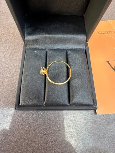 vendo anel da vivara em ouro com diamantes