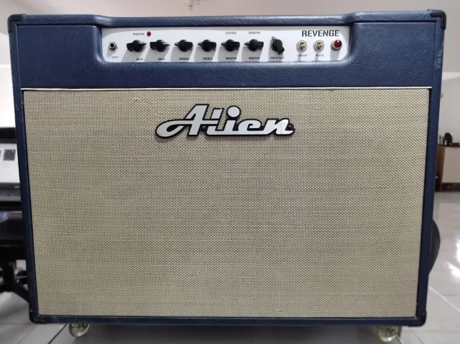 Amplificador Alien Revenge 20w