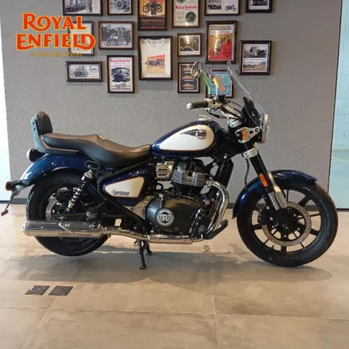 AM -Royal Enfield Super Meteor 650 Celestial Blue 2026/2026