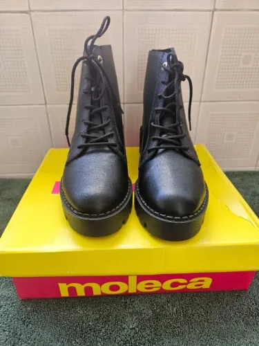 Bota tipo coturno preta 37 NOVA 