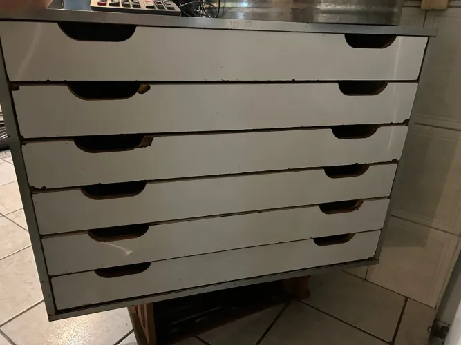 GAVETEIRO PARA PASTEL