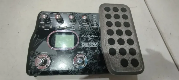 Pedaleira Zoom G2.1DM  Signature Dave Mustaine<br>R$ 900,00