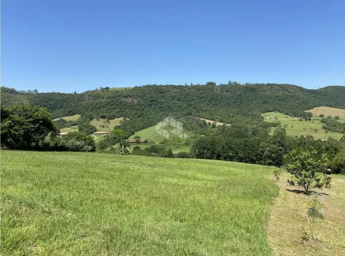 Terreno - Lomba Grande - Condominio Country Village