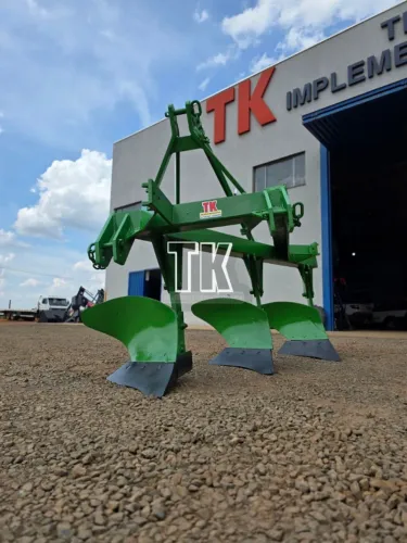 ARADO DE AIVECA 3 BICOS IKEDA - Tk Tratores Nova Andradina-MS