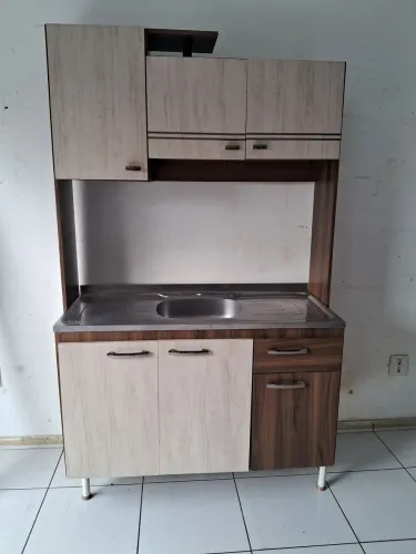 Vendo armário com pia 430 reais entrego