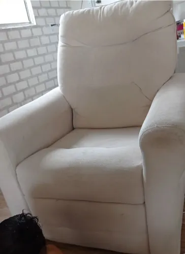 Poltrona reclinável