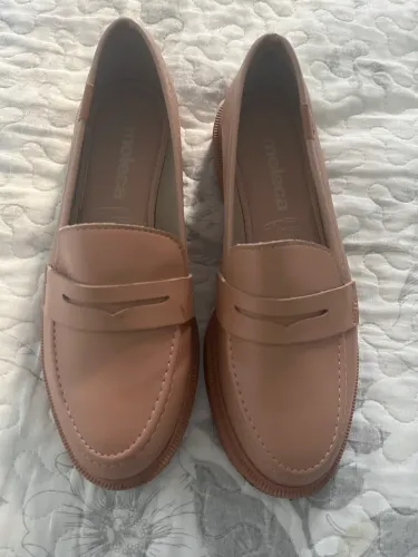 Mocassim nude super novo TAM 37